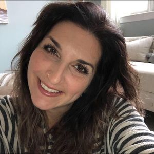 Meet your Posher, Marie